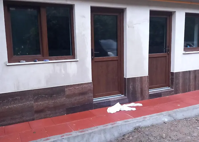 Apartment Garsoniera Centru Ap 4 *